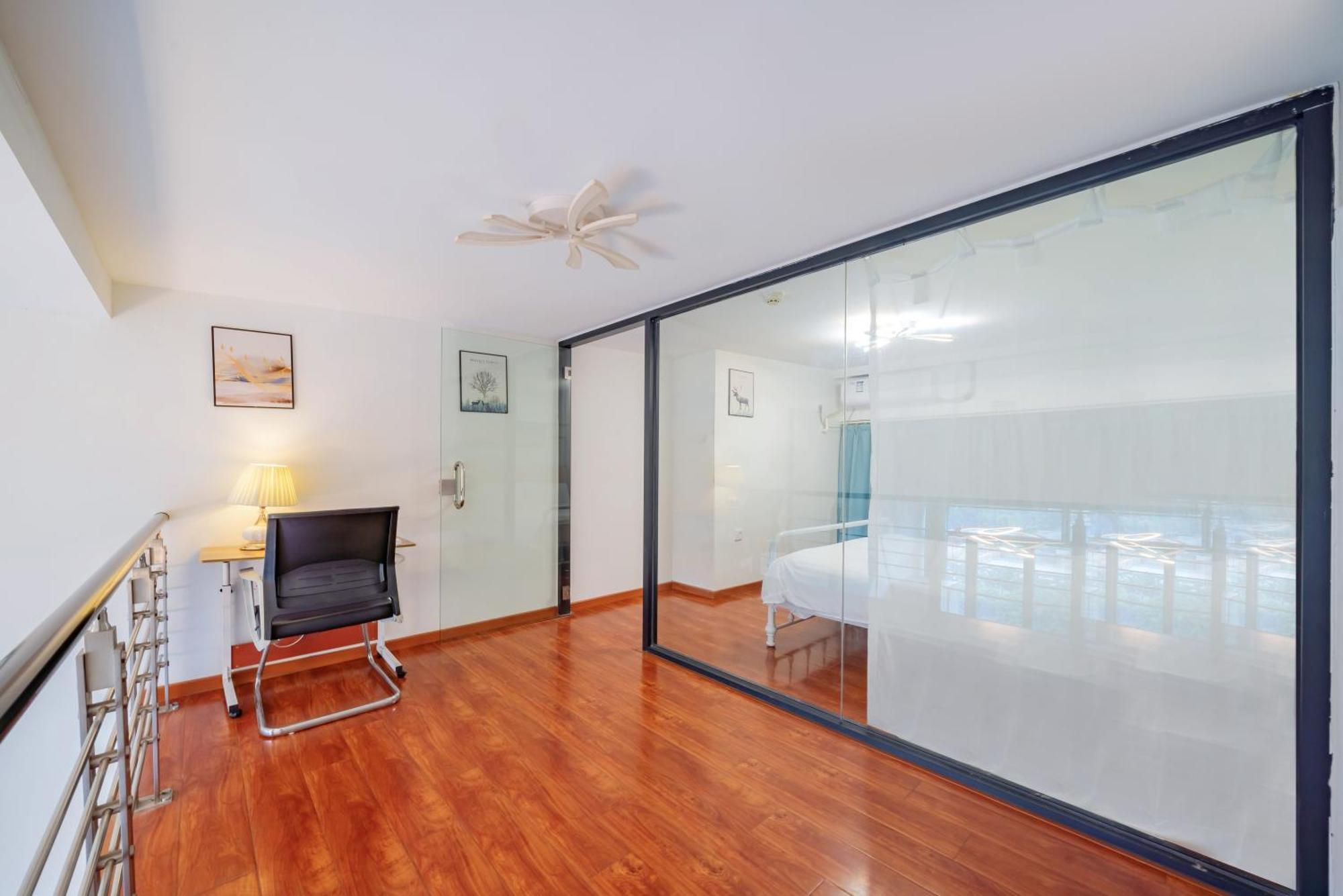 April Fair Duplex Apartment Guangzhou South Railway Station Ao Yuan Yue Shi Dai Branch Exterior foto