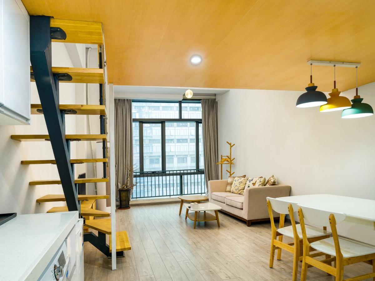 April Fair Duplex Apartment Guangzhou South Railway Station Ao Yuan Yue Shi Dai Branch Exterior foto